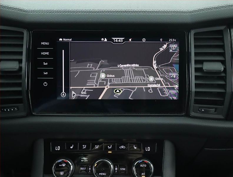 Škoda Kodiaq (2022) Sportline 1.5 TSI - fotka 16 z 17