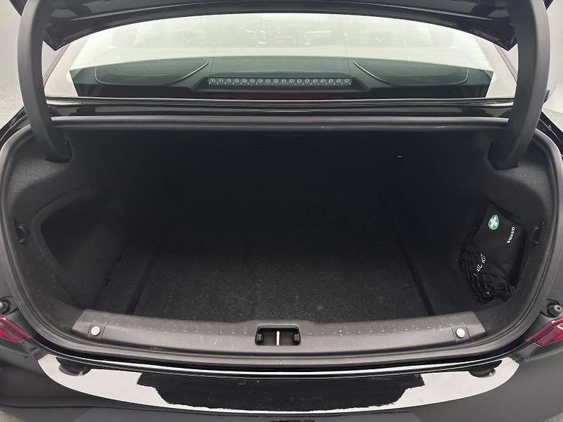 Volvo S90 T6 AWD MOMENTUM AUT 1.maj - fotka 5 z 53
