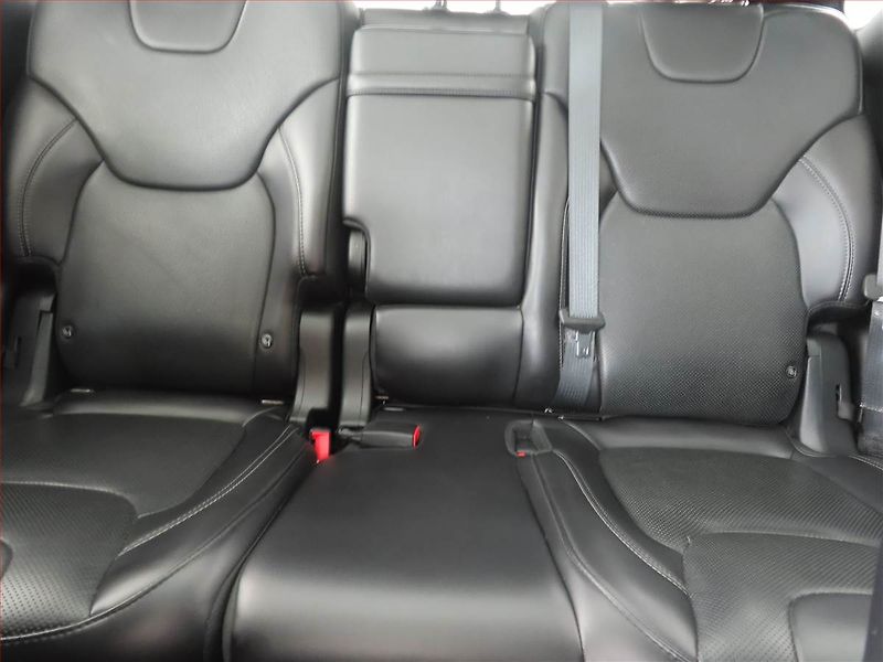 Jeep Cherokee (2019) 2.2 MultiJet, Overland - fotka 10 z 22