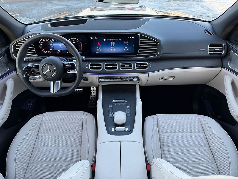 Mercedes-Benz GLS 350 d 4MATIC AMG Style E. - fotka 16 z 35