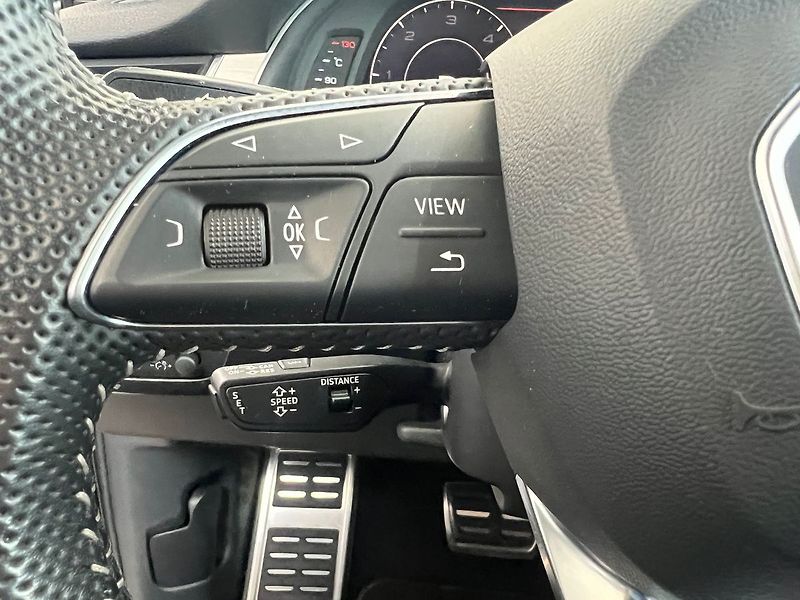 Audi Q7 S-line  50TDI 210kW - fotka 6 z 21