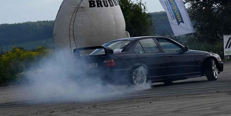 Carwars & Tuning Show v Panenském Týnci.