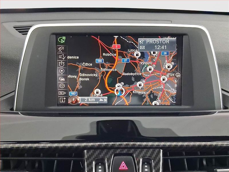 BMW X1 (2017) M Sport xDrive20d, 4X4 - fotka 13 z 20