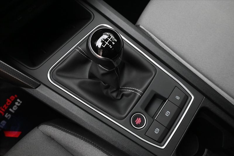 Seat Leon 1,5 TSI 85kW Style Záruka až 5 - fotka 22 z 30