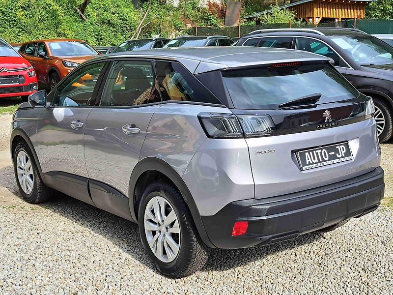 Peugeot 3008 (2021) 1,2 PT EAT8 LED 17ALU PDC NAVI - fotka 5 z 21