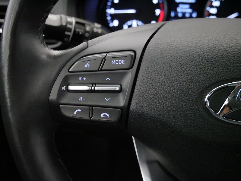 Hyundai i30 - fotka 16 z 31