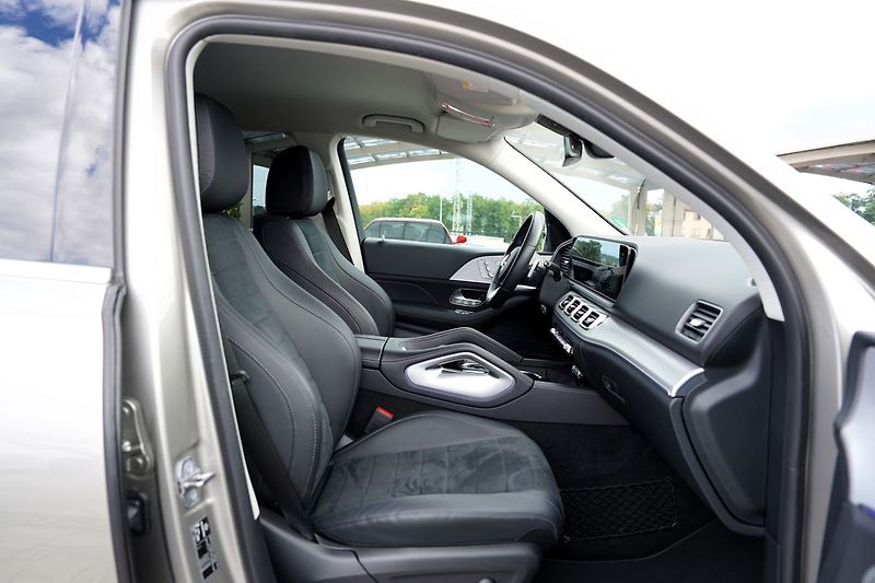 Mercedes-Benz GLE (2021) 350de 4Matic AMG 9AT/ČR - fotka 32 z 50