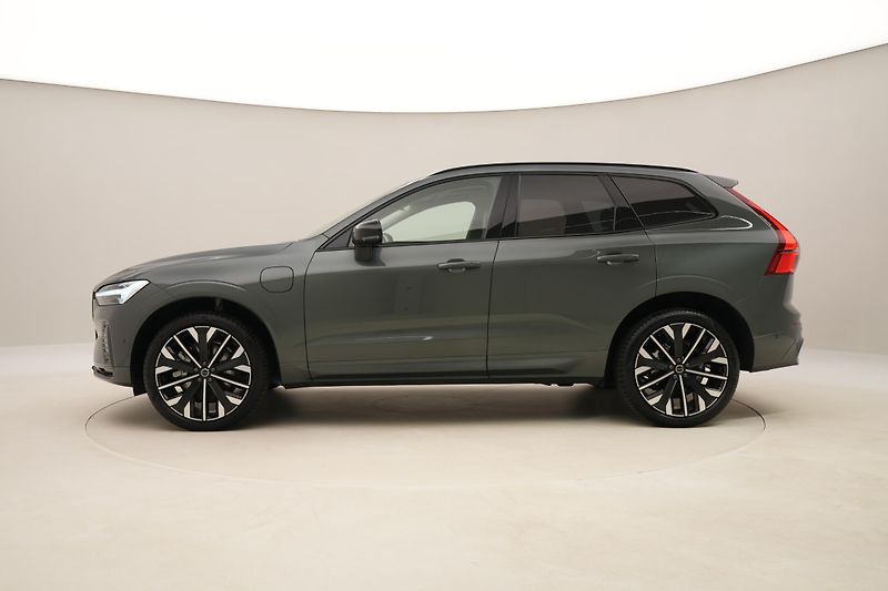Volvo XC60 T8 AWD RECHARGE DARK REZERVACE - fotka 10 z 59