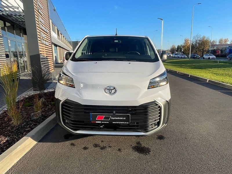 Toyota ProAce 2.0 D-4D MT Active L1 Multimed - fotka 9 z 24