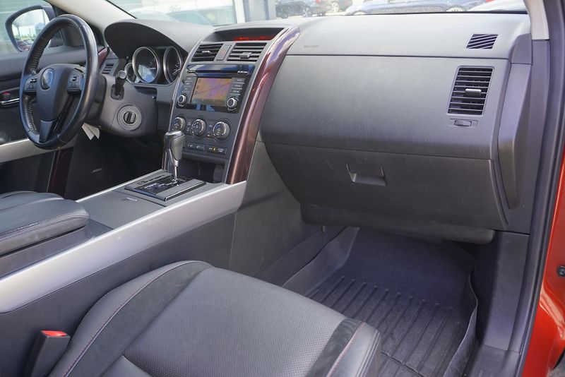 Mazda CX-9 CX-9 3,7I AUT. AWD 7MÍST - fotka 35 z 38