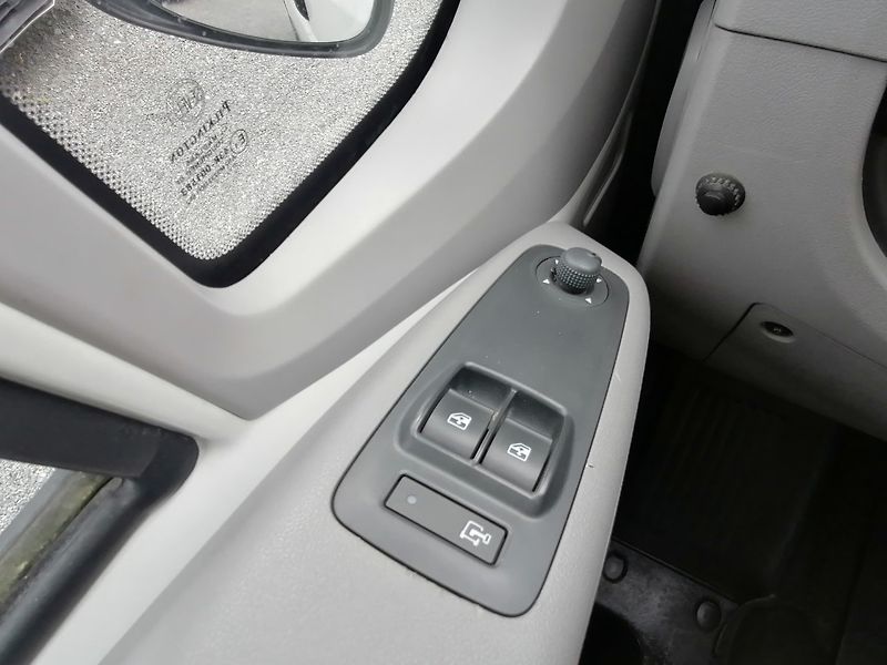 Citroën Jumper (2010) 2.2 HDi 9 míst,Klima - fotka 15 z 18