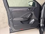 Volkswagen T-Roc 1,5 TSi  Sport Virtual Assist - náhled 17