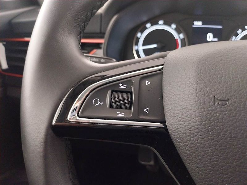 Škoda Scala (2020) Ambition 1.5 TSI, ČR,1.maj - fotka 16 z 19