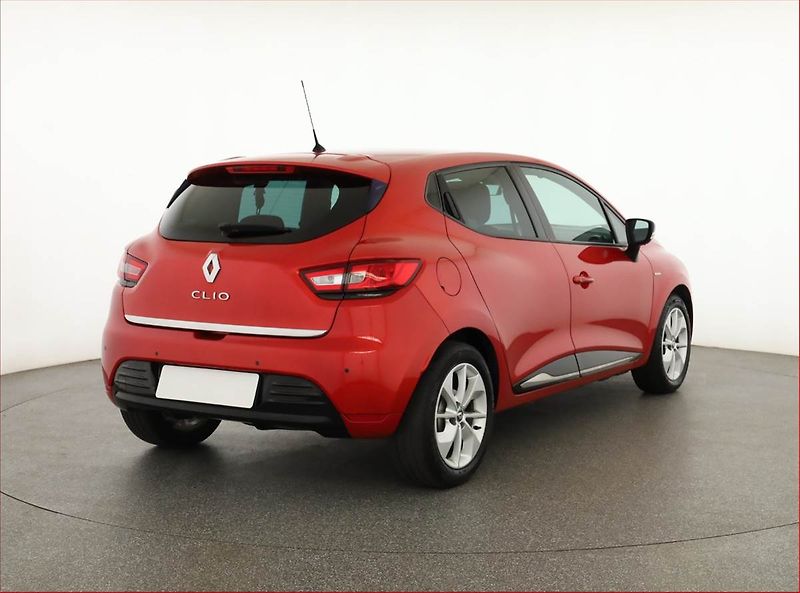 Renault Clio (2018) 0.9 TCe - fotka 5 z 17