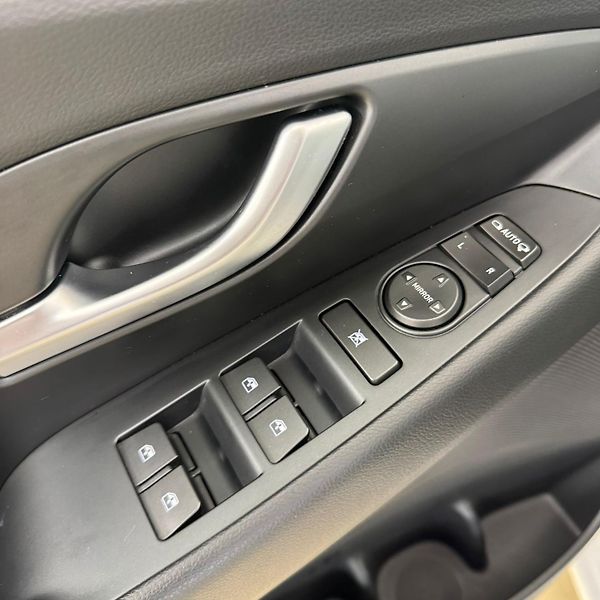 Hyundai i30 (2022) Záruka od výrobce! - fotka 18 z 33