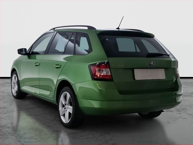 Škoda Fabia (2015) Style 1.2 TSI, ČR,1.maj - fotka 4 z 16