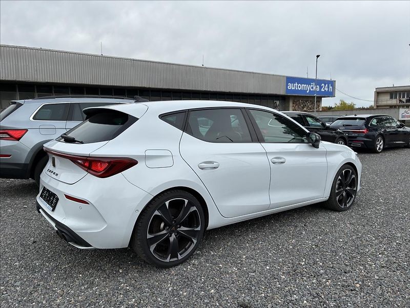 Cupra Leon 2,0 TSI 221 KW - fotka 7 z 29