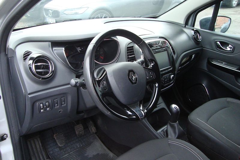 Renault Captur (2017)  0.9 Limited - fotka 24 z 66