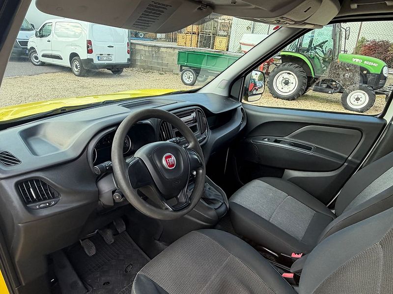 Fiat Dobló 1.6MJT 77kW*CZ*DPH*TOP SERVIS - fotka 13 z 22