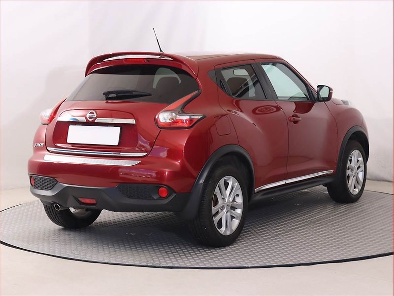 Nissan Juke (2018) 1.6 i, Automat, Serv.kniha - fotka 5 z 19