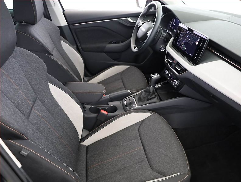 Škoda Scala (2025) Selection 1.0 TSI - fotka 7 z 18