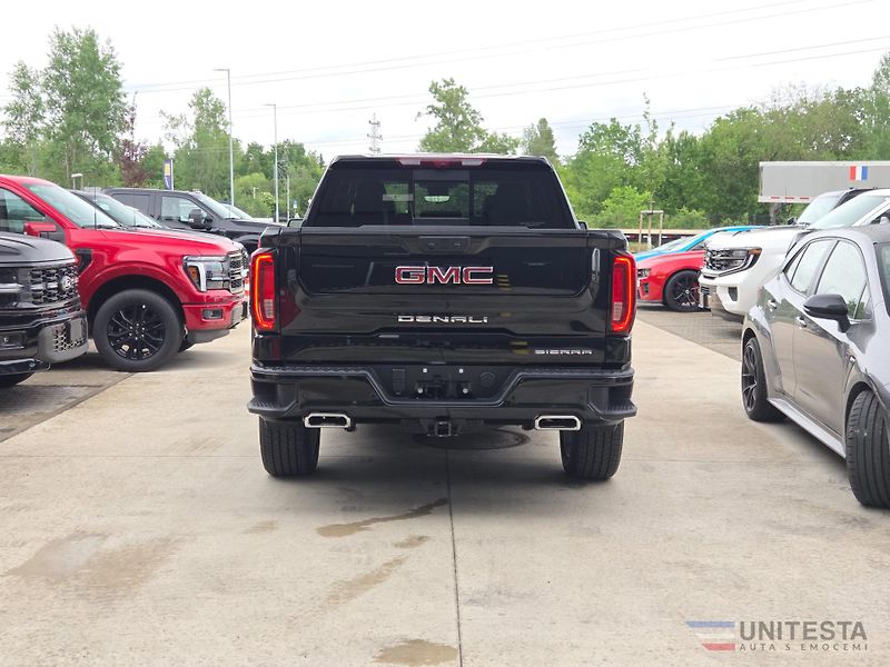 GMC Sierra (2026) GMC SIERRA DENALI DURAMAX - fotka 4 z 12