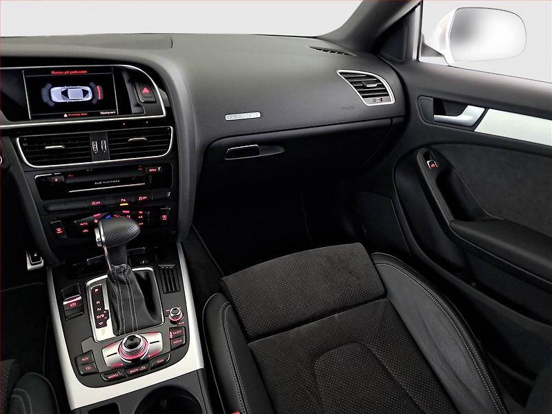 Audi A5 (2017) S-Line 2.0 TDI - fotka 8 z 18