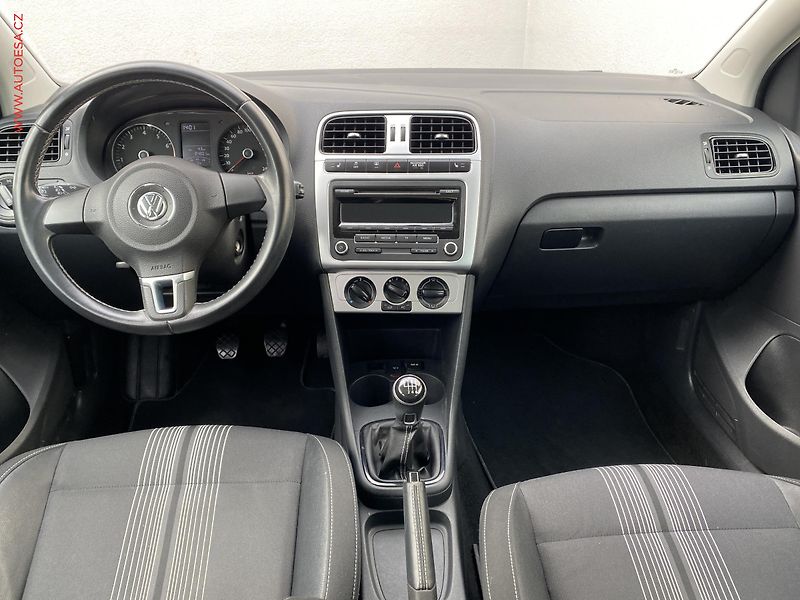 Volkswagen Polo (2012) 1.2 TSi, Match - fotka 8 z 15