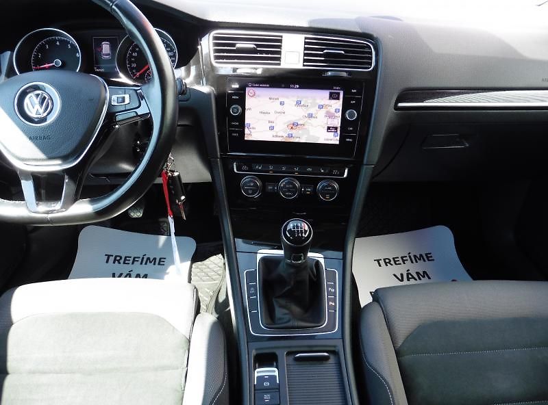 Volkswagen Golf Variant 1.5 TSi Highline Navi - fotka 11 z 14