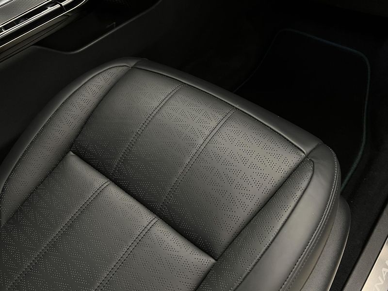 Land Rover Range Rover Evoque P200 R-DYNAMIC HSE AUT CZ - fotka 19 z 48