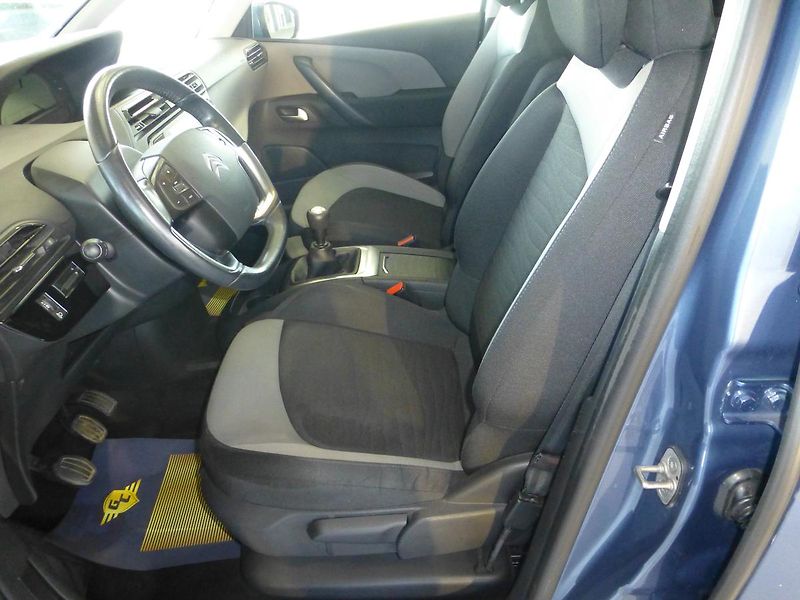 Citroën Grand C4 Picasso (2015) 1,6HDI*DIGI*NAVIGACE*ALU*7MIST - fotka 10 z 29