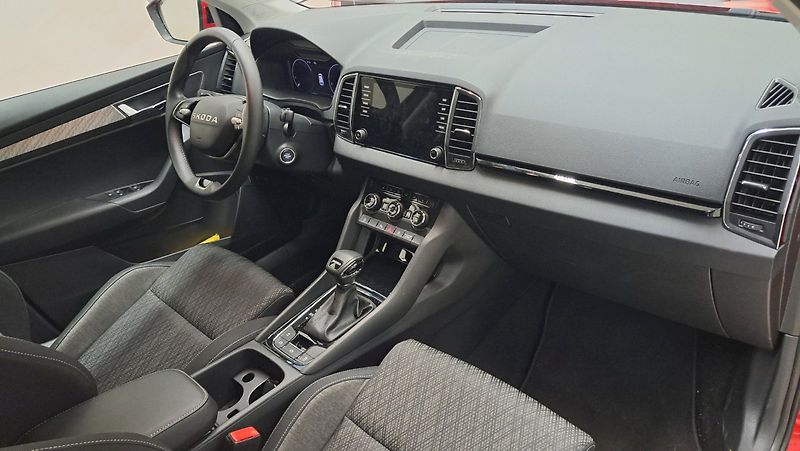 Škoda Karoq (2025) Top Selection 1,5 TSI 110 kW - fotka 15 z 22