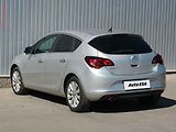 Opel Astra (2013) 1.4 T, ČR, AC, xenon, navi - náhled 6