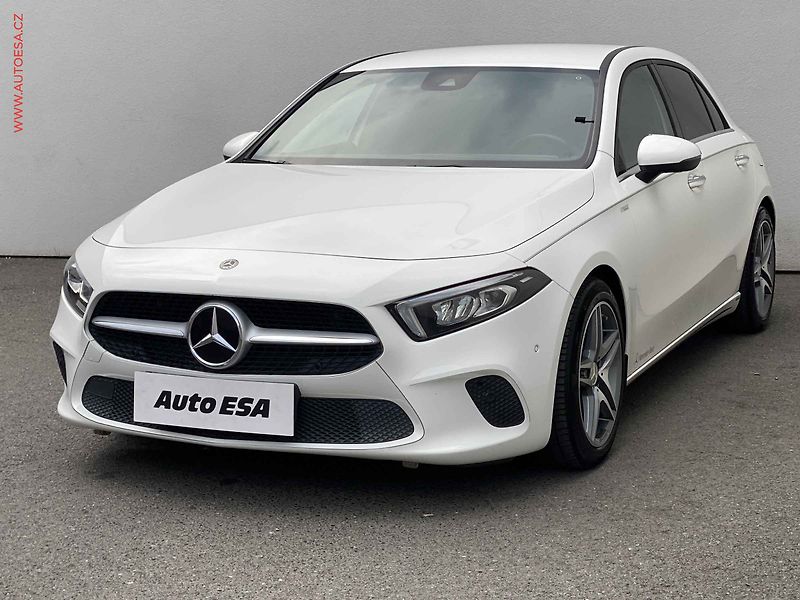 Mercedes-Benz Třídy A (2020) 1.5CDi A180, ČR, AT, LED, AC - fotka 3 z 23
