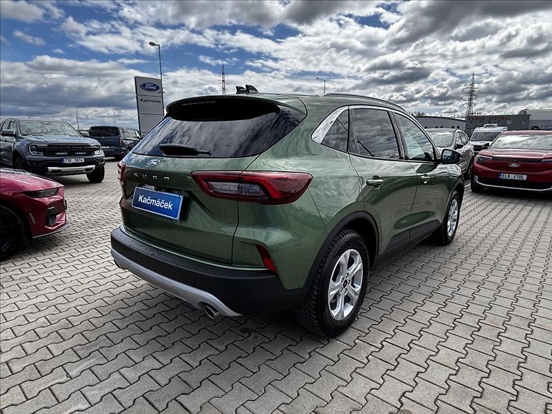 Ford Kuga 2,5 HEV 132kW Titanium - fotka 5 z 33
