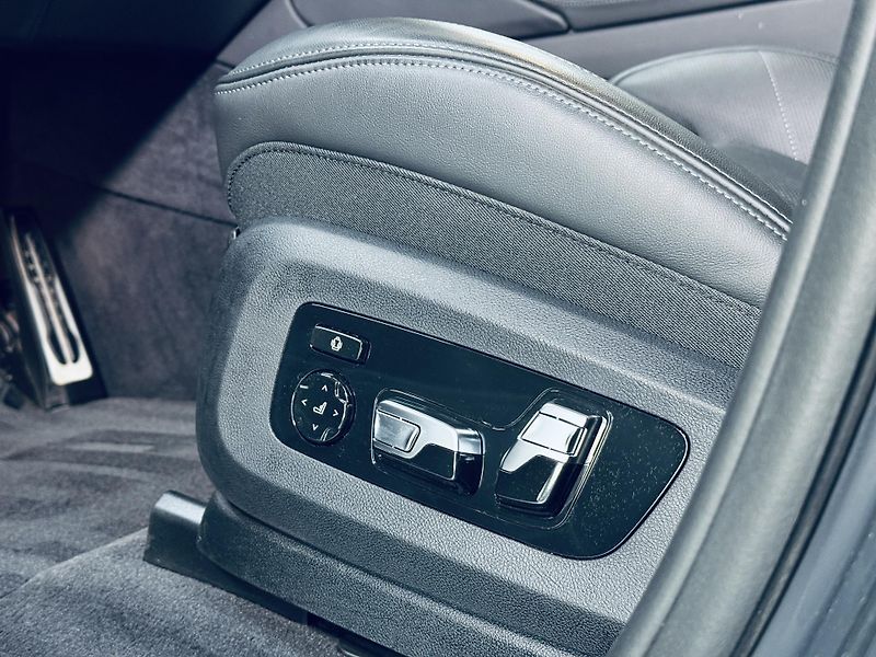 BMW XM (2024) 50e*3R.ZÁRUKA*SERVIS.ZDARMA.29 - fotka 17 z 45