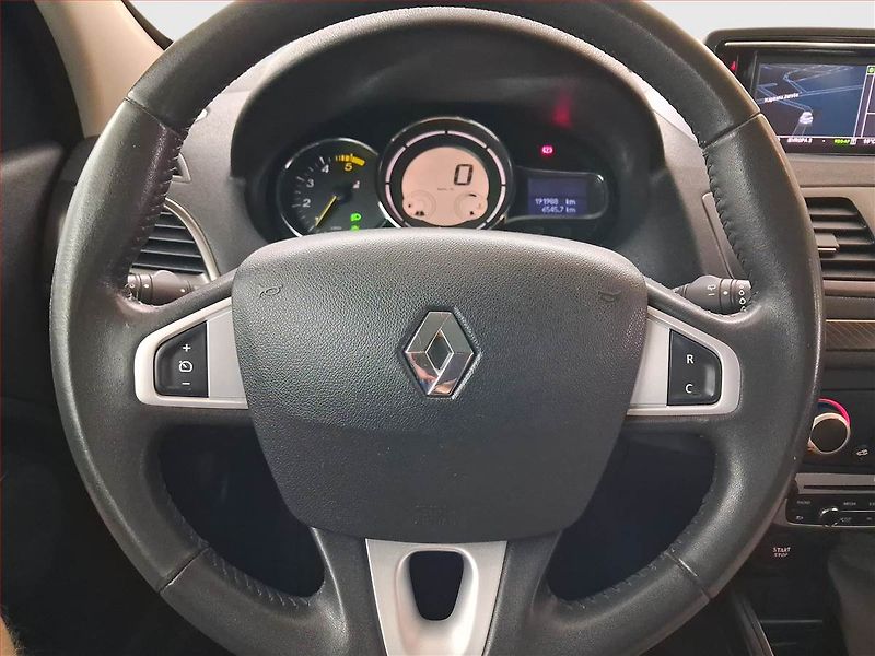 Renault Mégane (2012) 1.5 dCi, Tažné, jezdí výborně - fotka 21 z 22