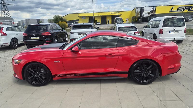 Ford Mustang 2.3T  50 Years Edition 233kw - fotka 9 z 19