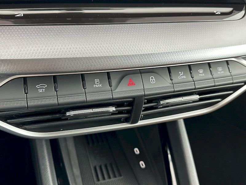 Škoda Octavia (2025) Combi 1.5TSI 110kW Exclusive S - fotka 24 z 35