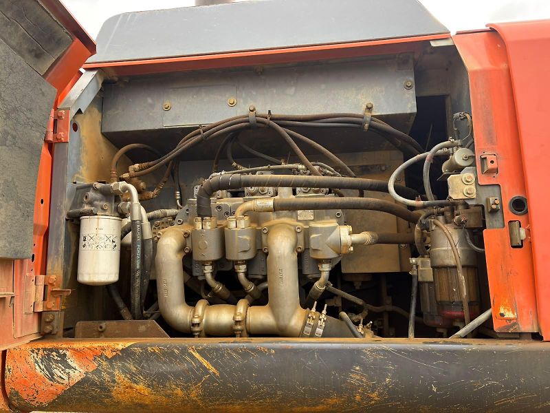 Hitachi (2013) ZX350 LCN-58 - fotka 20 z 28