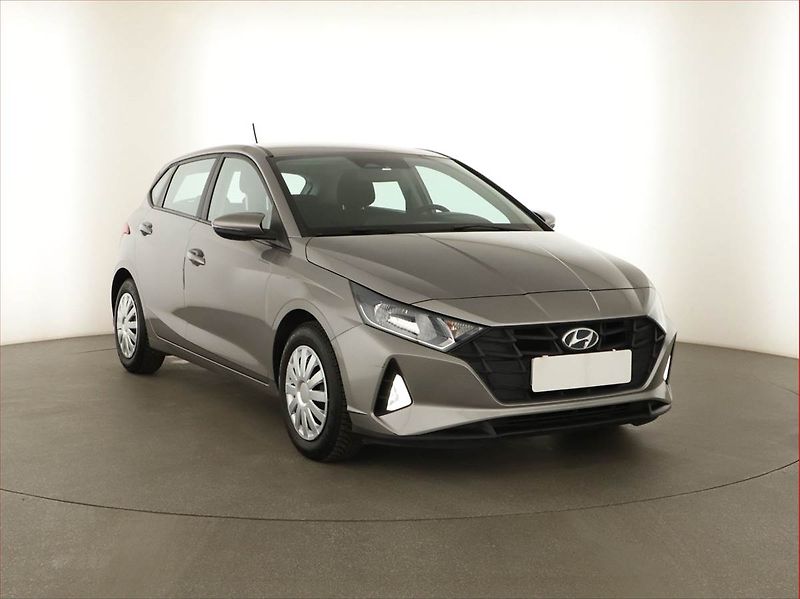 Hyundai i20 (2021) 1.2, Tempomat, Park. senzory - fotka 1 z 12