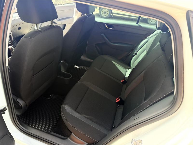 Škoda Rapid 1,2 TSi - fotka 20 z 26