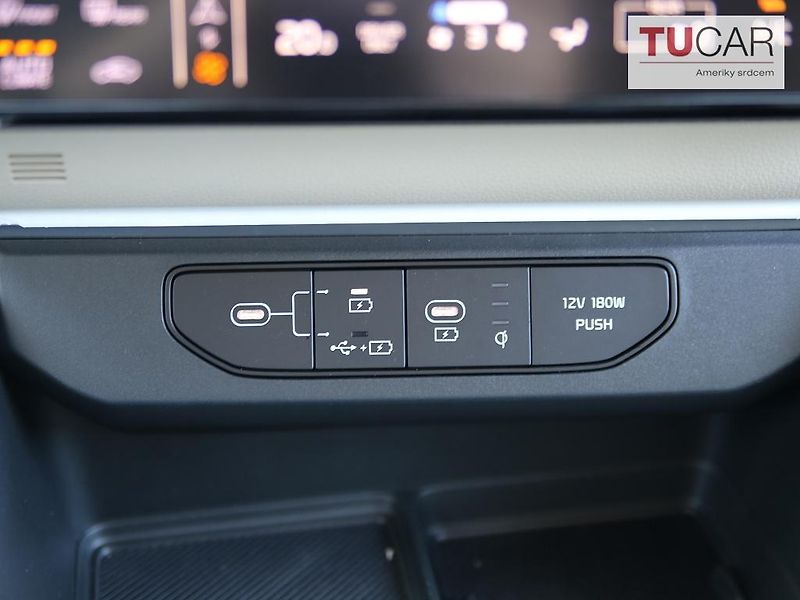 Kia Carnival (2024) 1.6 HEV Automat 6+3 Místa  - fotka 22 z 40