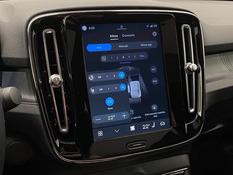 Volvo C40 PURE ELECTRIC TWIN ENGINE PLUS - fotka 39 z 57