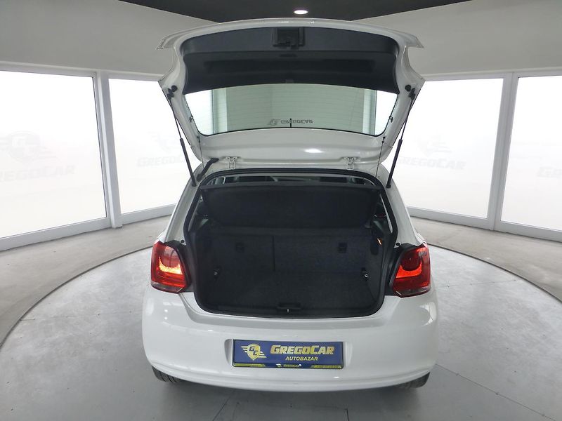 Volkswagen Polo (2011) 1,2TDI***KLIMA*NAVIGACE**5DV** - fotka 22 z 24