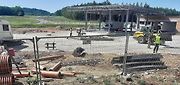 Rozsáhlá rekonstrukce benzínové pumpy u jesenické křižovatky na trasách Praha - Karlovy Vary a Žatec - Plzeň.