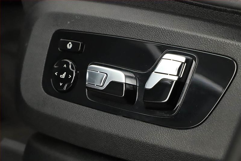 BMW X5 (2021) xDrive45e iPerf. - fotka 11 z 20