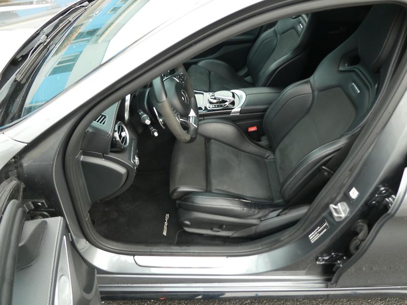 Mercedes-Benz Třídy C C AMG 63S V8 BITURBO  - fotka 10 z 15