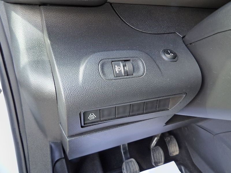 Peugeot Rifter 1.5 BlueHDI Active ČR 5míst - fotka 14 z 29