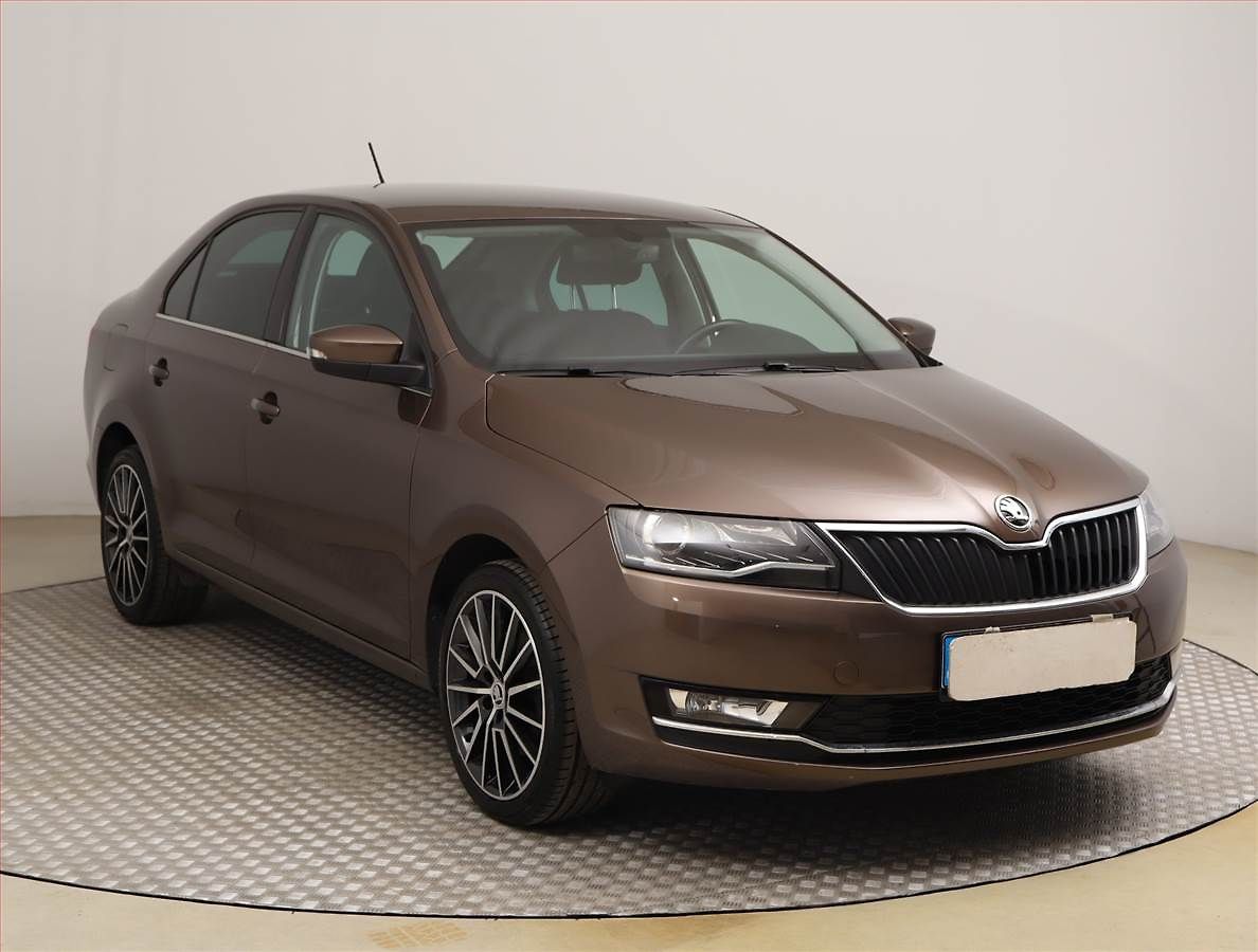 Škoda Rapid Style 1.0 TSI, Bi-Xenony